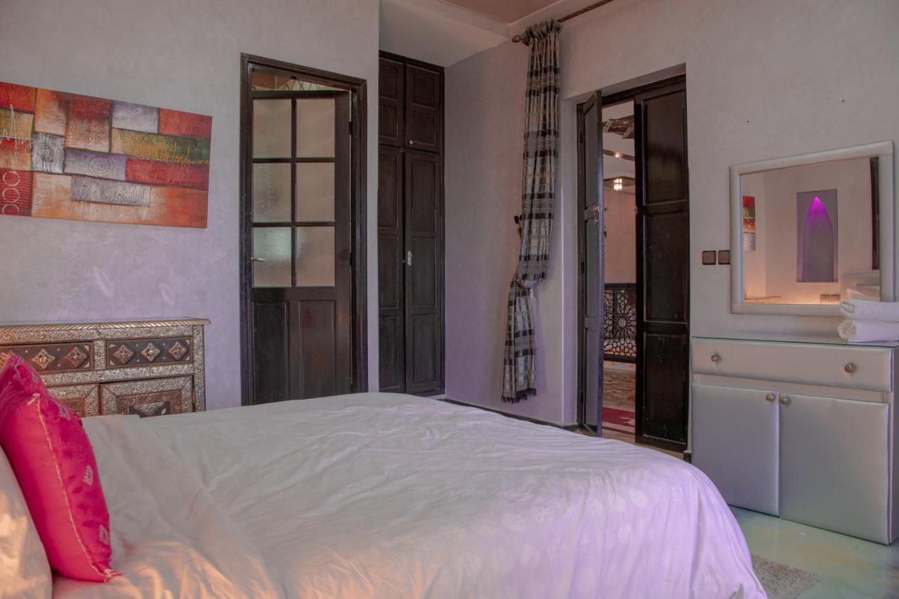 Jnanat Aicha Guesthouse Wawizelte Bagian luar foto