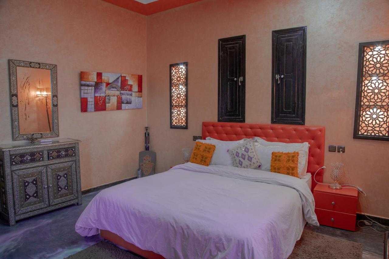 Jnanat Aicha Guesthouse Wawizelte Bagian luar foto