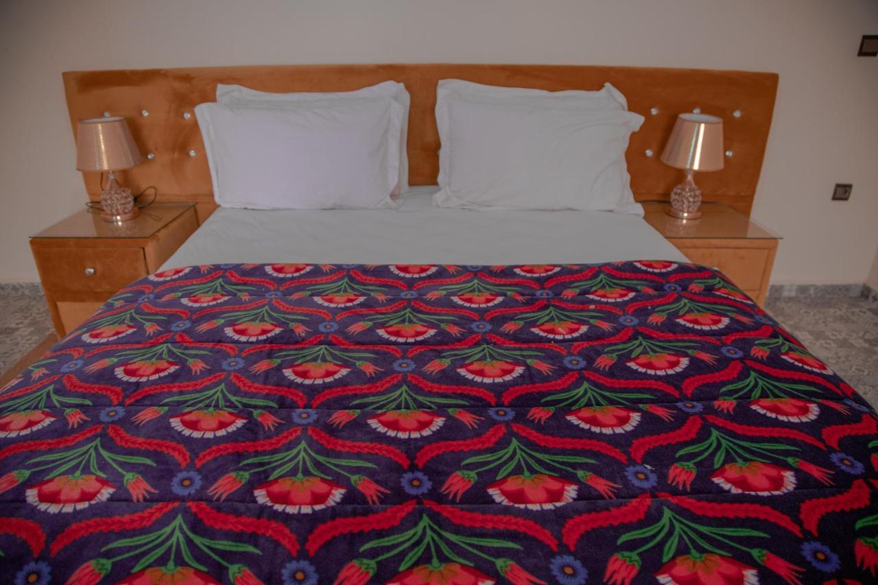 Jnanat Aicha Guesthouse Wawizelte Bagian luar foto