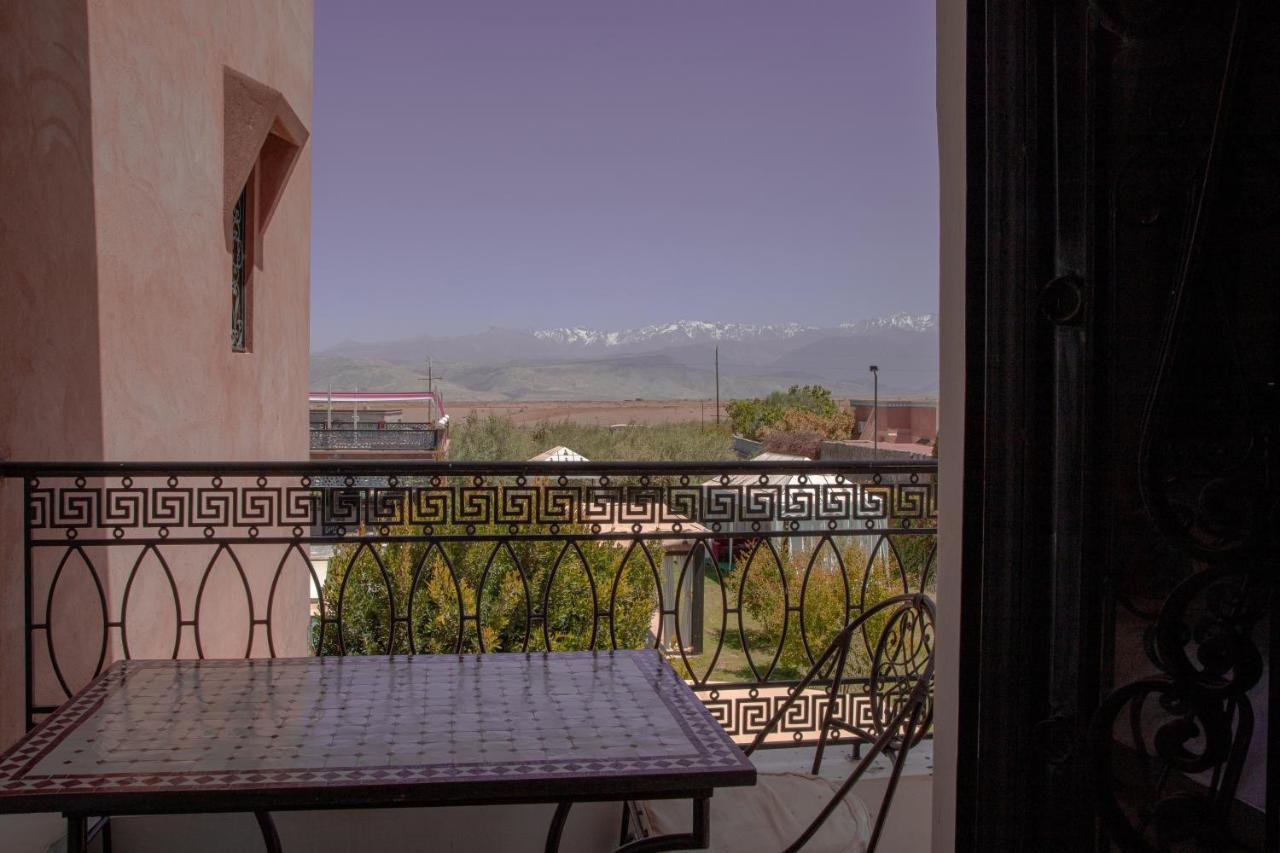 Jnanat Aicha Guesthouse Wawizelte Bagian luar foto